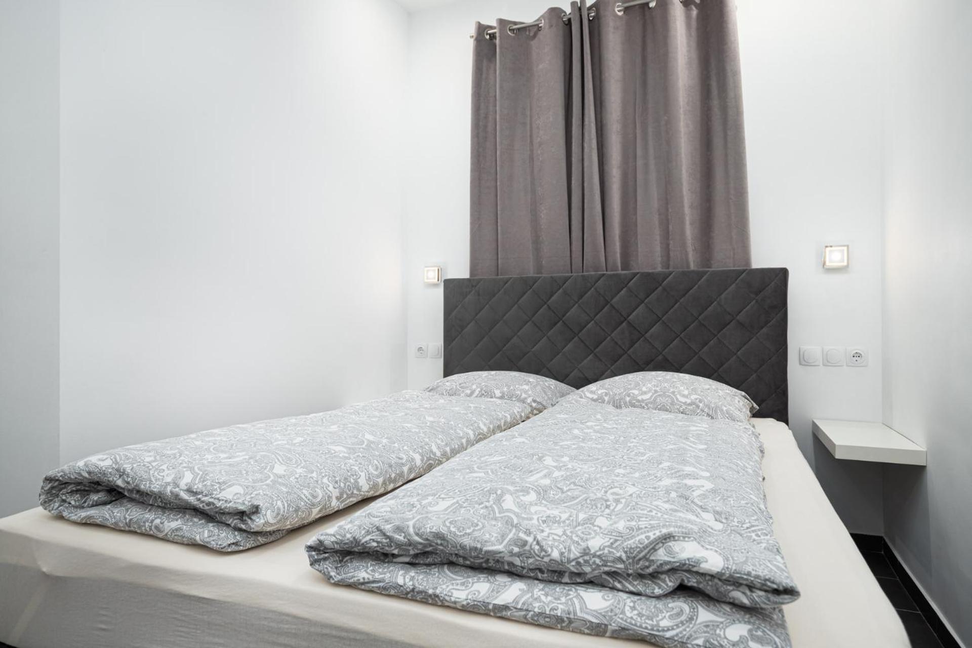 Rooms And Studio Flora Poreč Extérieur photo