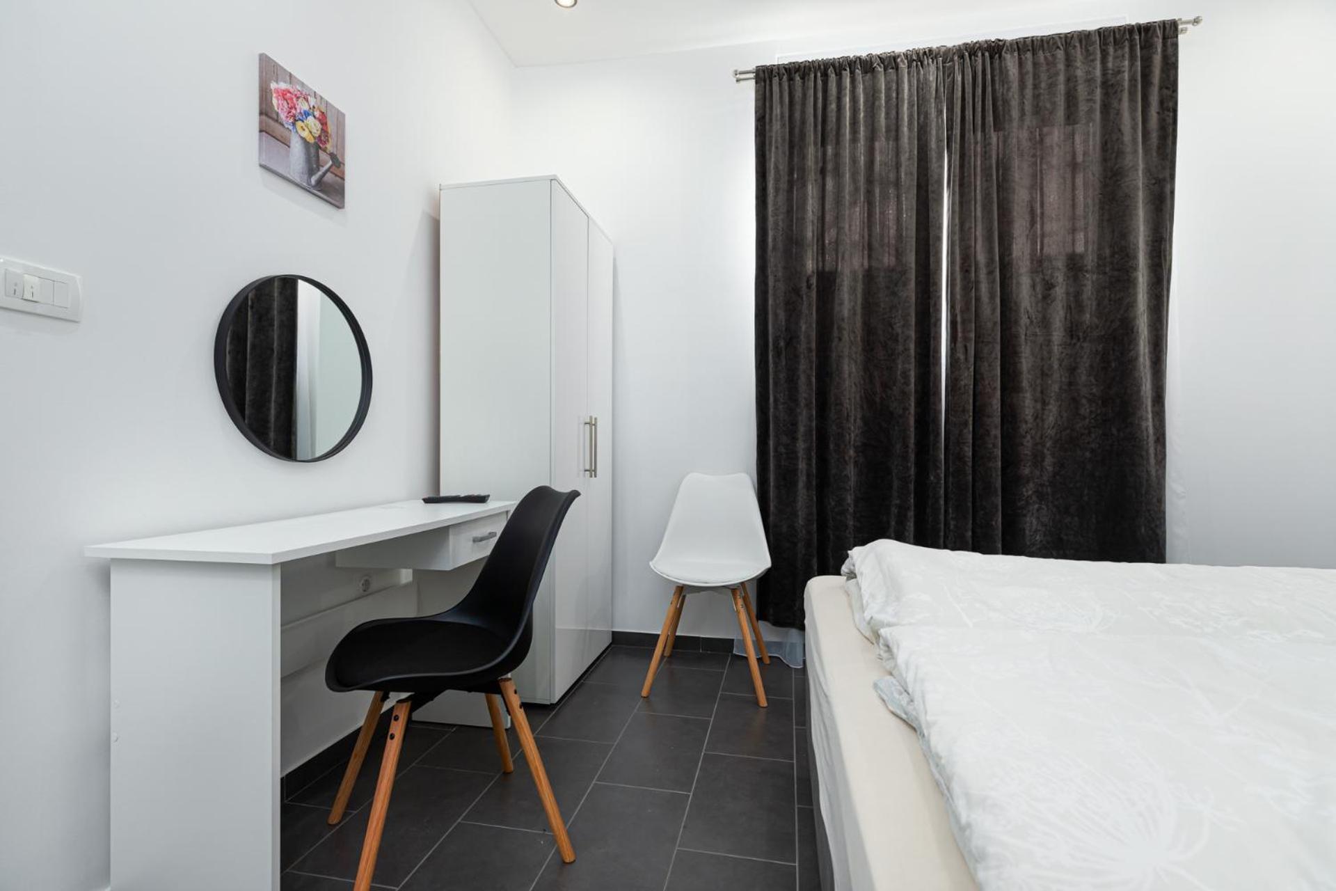 Rooms And Studio Flora Poreč Extérieur photo
