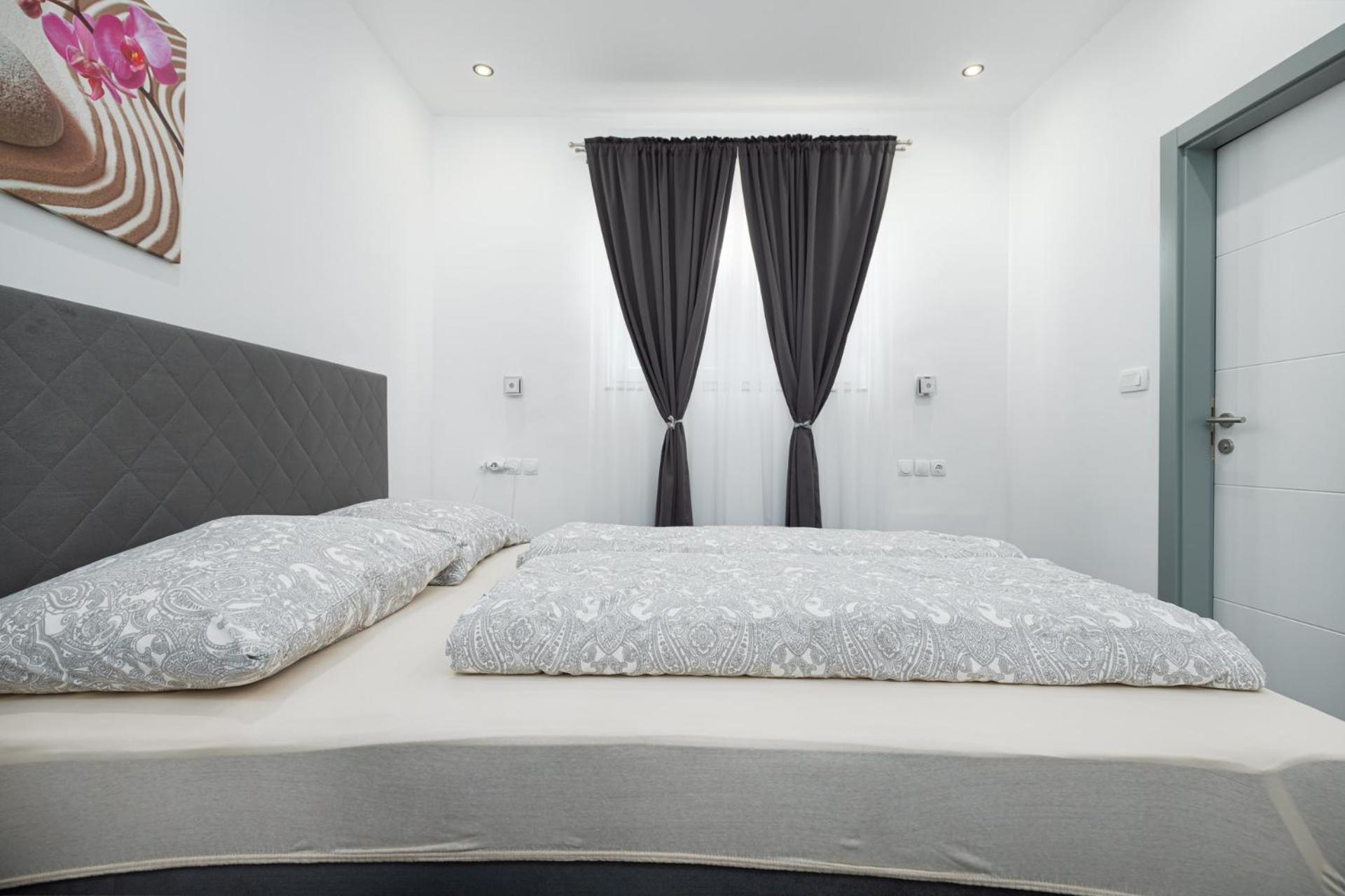 Rooms And Studio Flora Poreč Extérieur photo