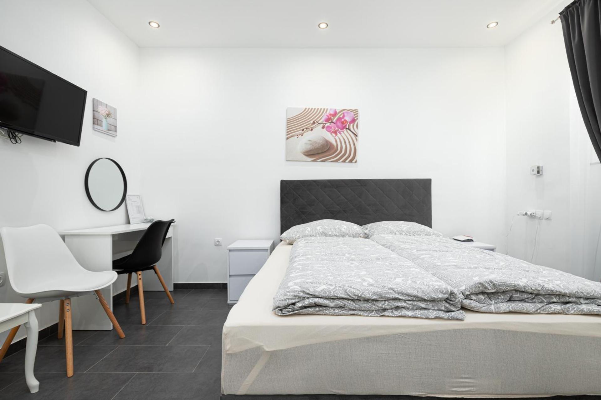 Rooms And Studio Flora Poreč Extérieur photo